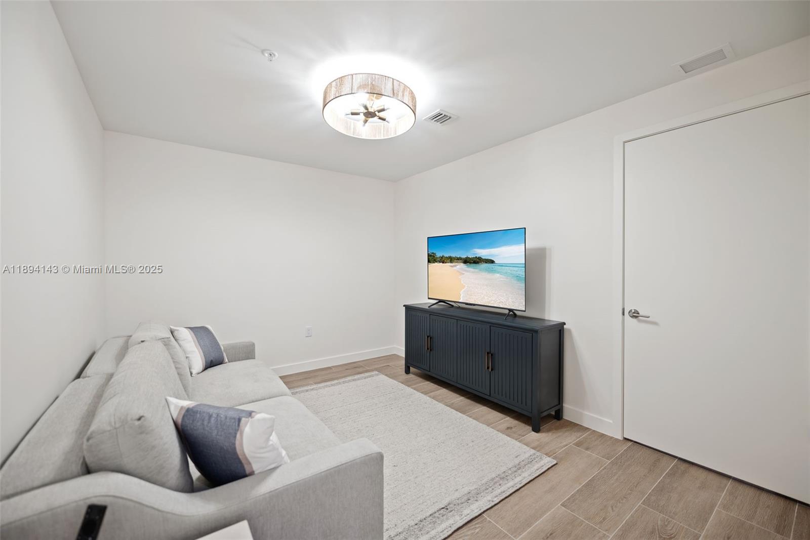 900 N Ocean Blvd #1005, Pompano Beach FL 33062