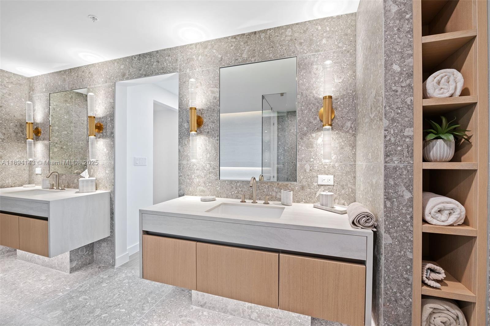 900 N Ocean Blvd #1005, Pompano Beach FL 33062