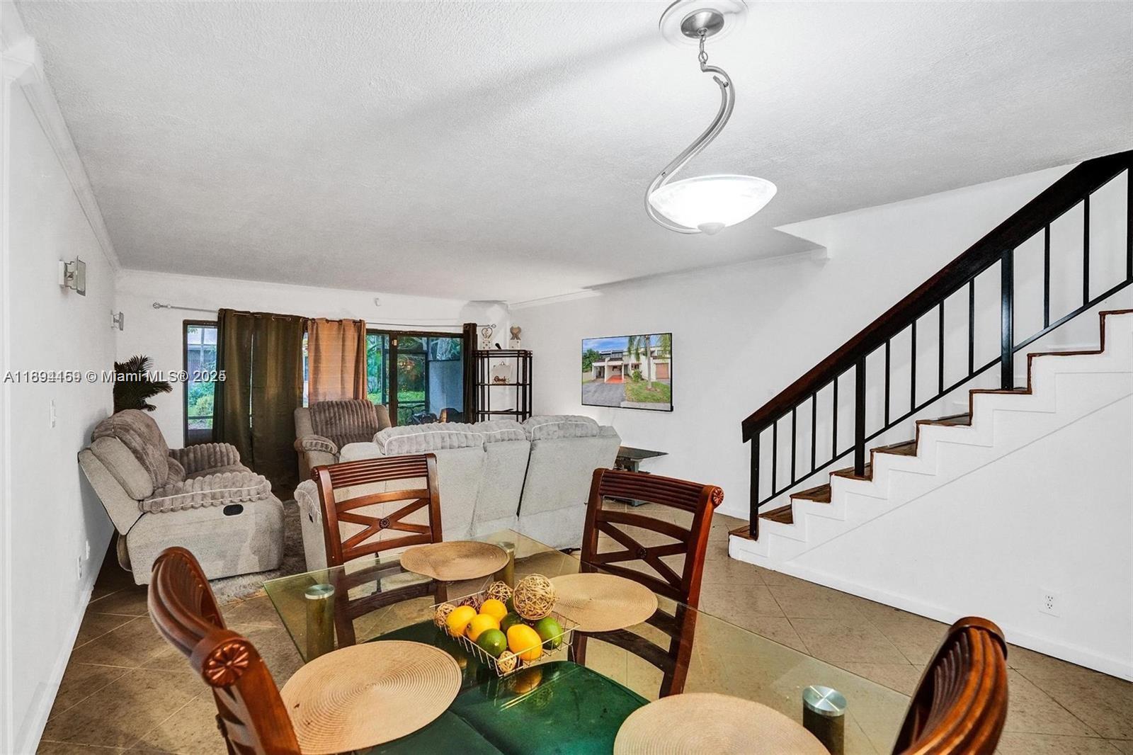6483 Racquet Club Dr #22, Lauderhill FL 33319