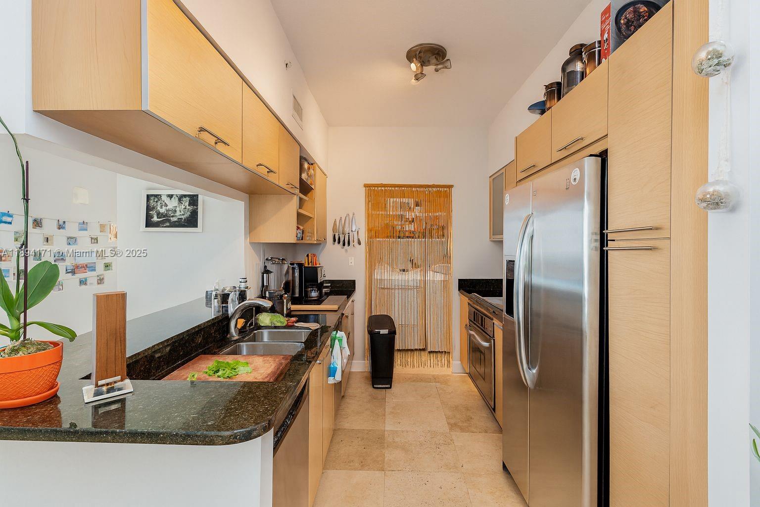31 SE 5th St #4016, Miami FL 33131