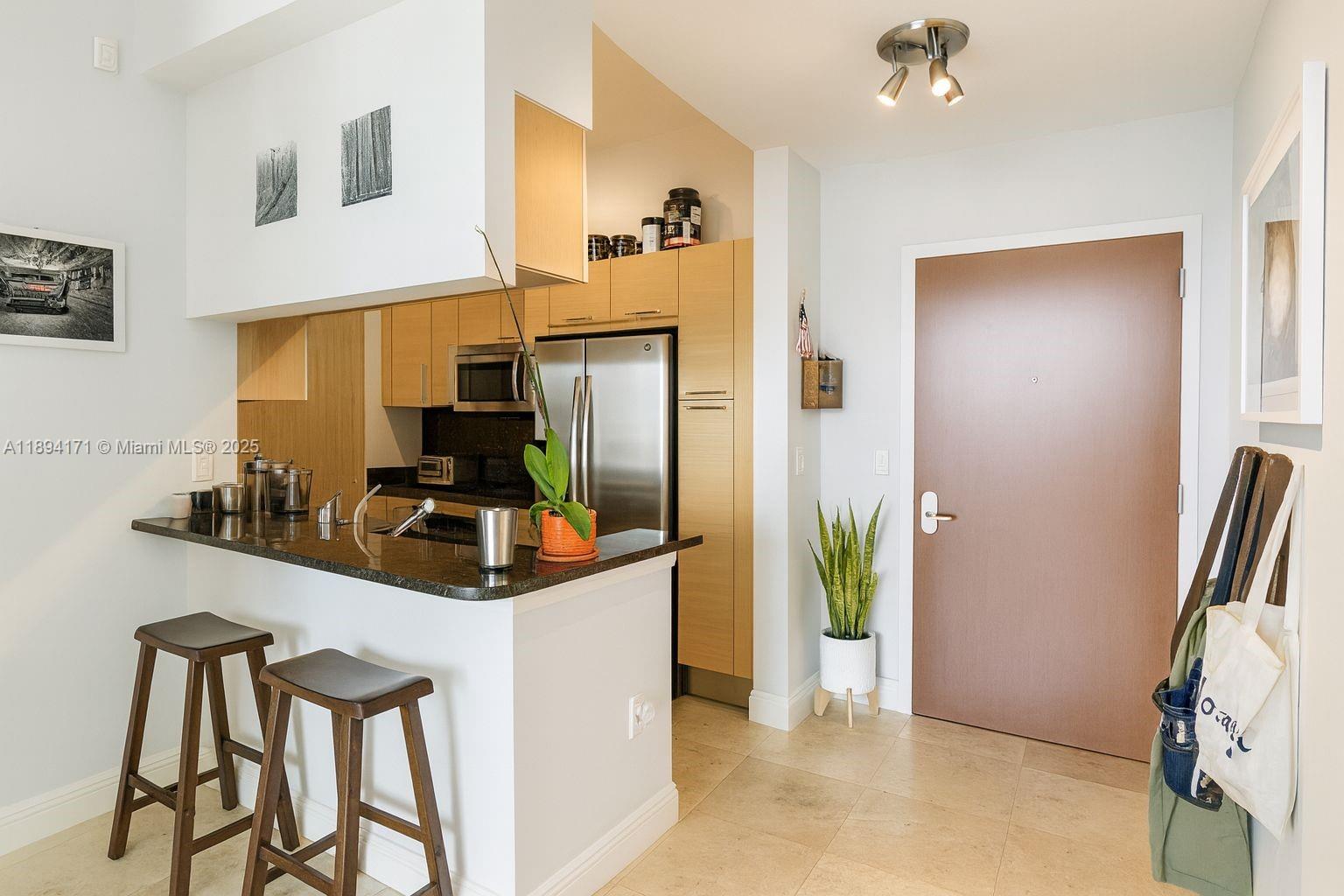 31 SE 5th St #4016, Miami FL 33131