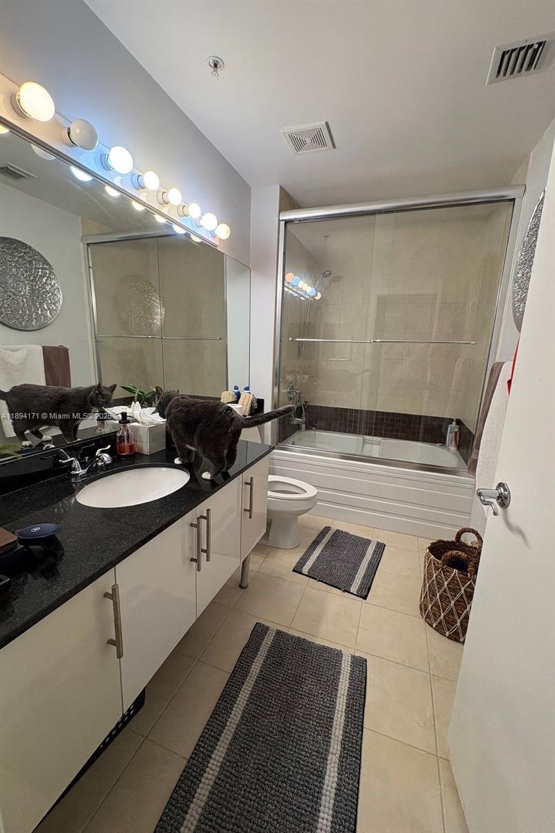 31 SE 5th St #4016, Miami FL 33131