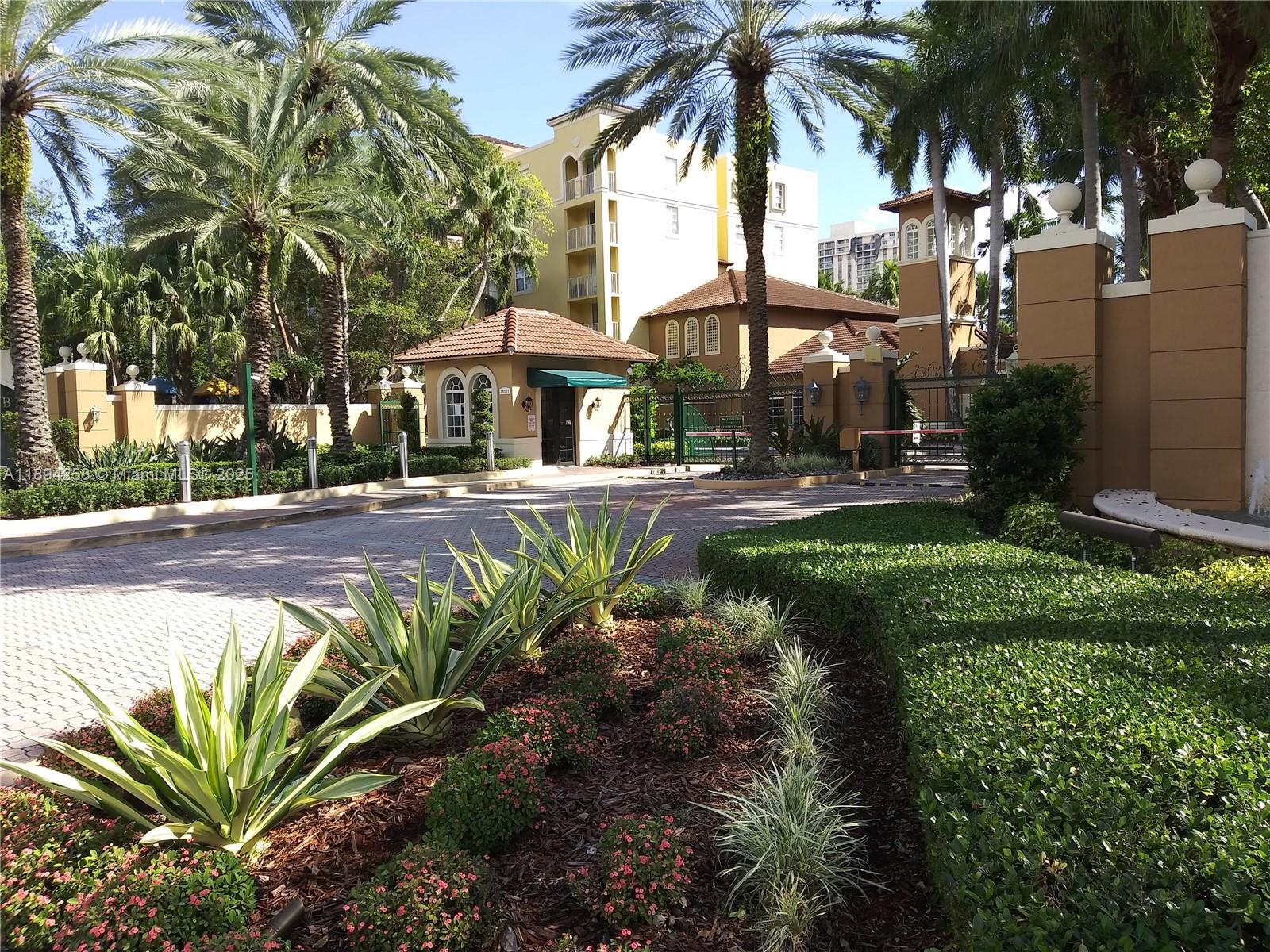 Aventura FL 33180 - A11894258