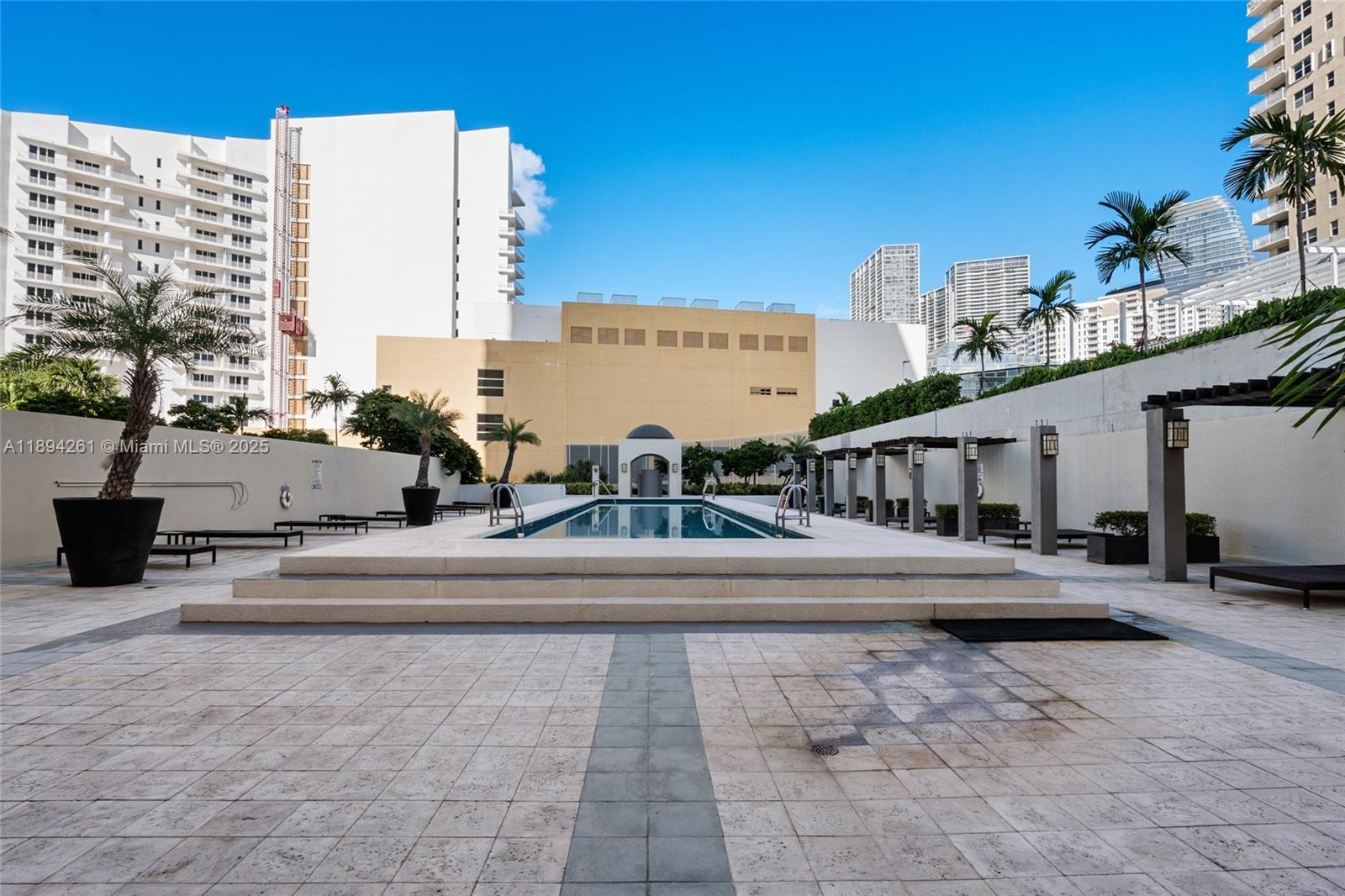 800 Claughton Island Dr #2203, Miami FL 33131