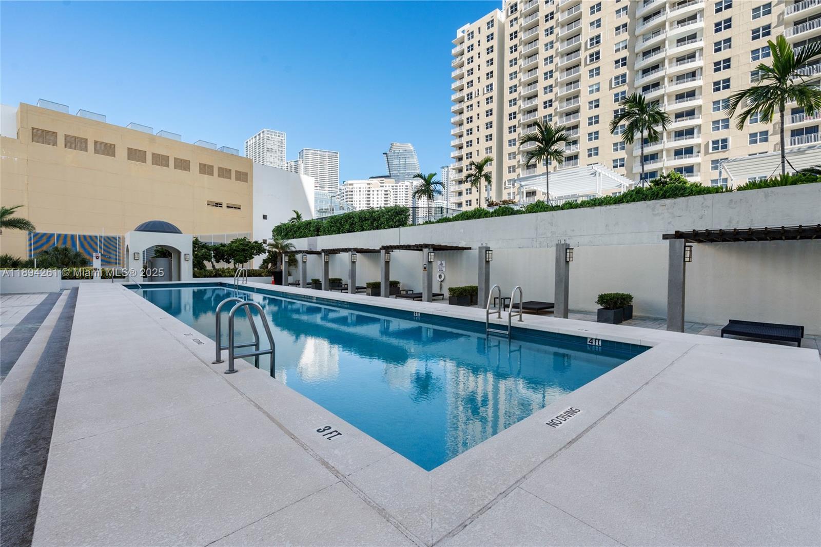 800 Claughton Island Dr #2203, Miami FL 33131