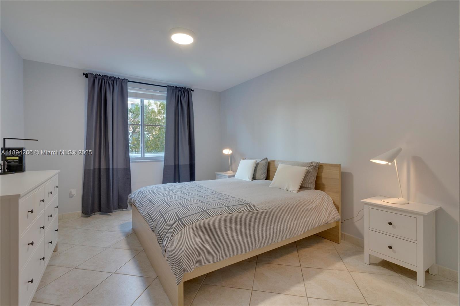 110 Washington Ave #2318, Miami Beach FL 33139