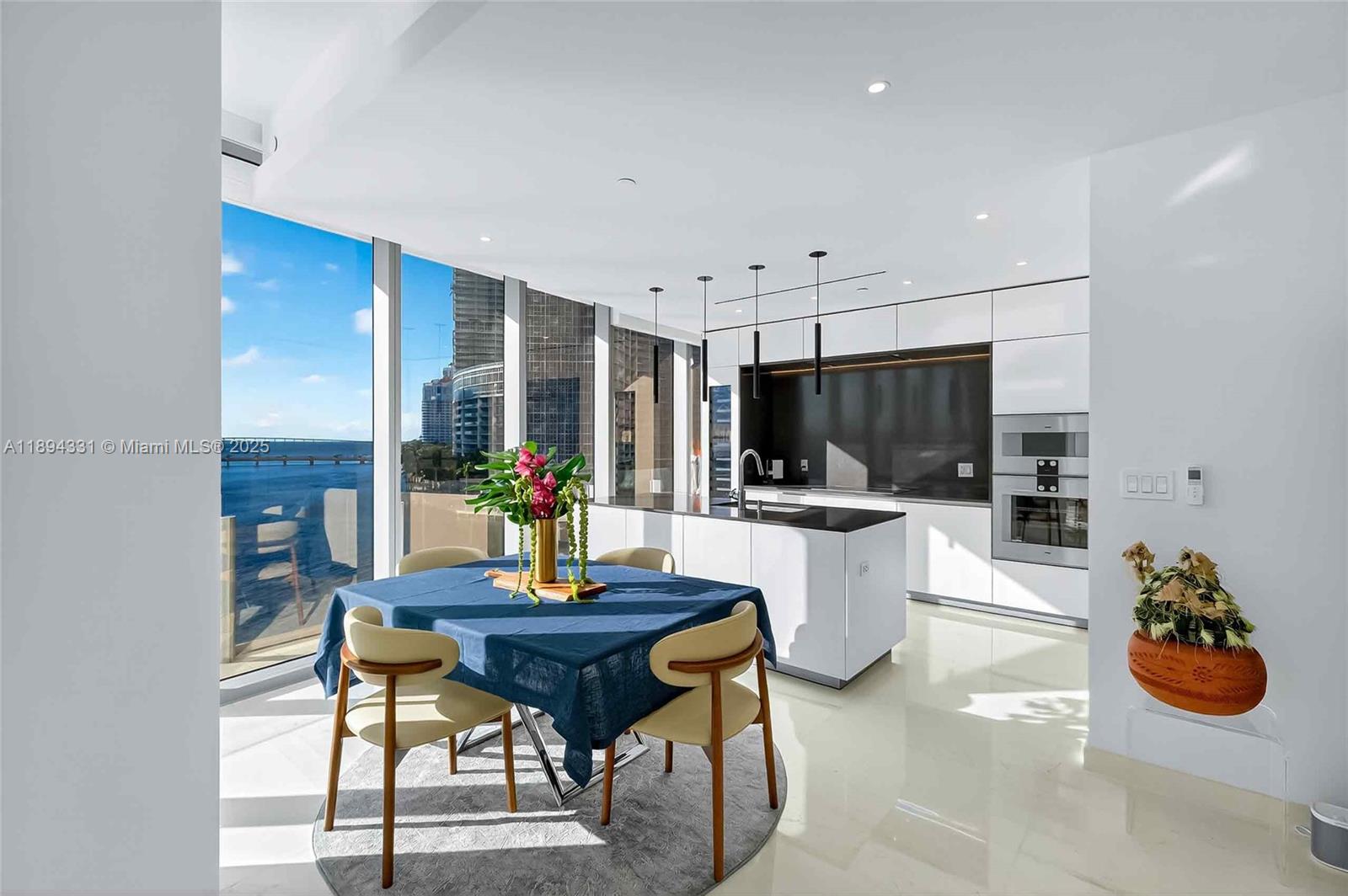 300 Biscayne Blvd Way #501, Miami FL 33131