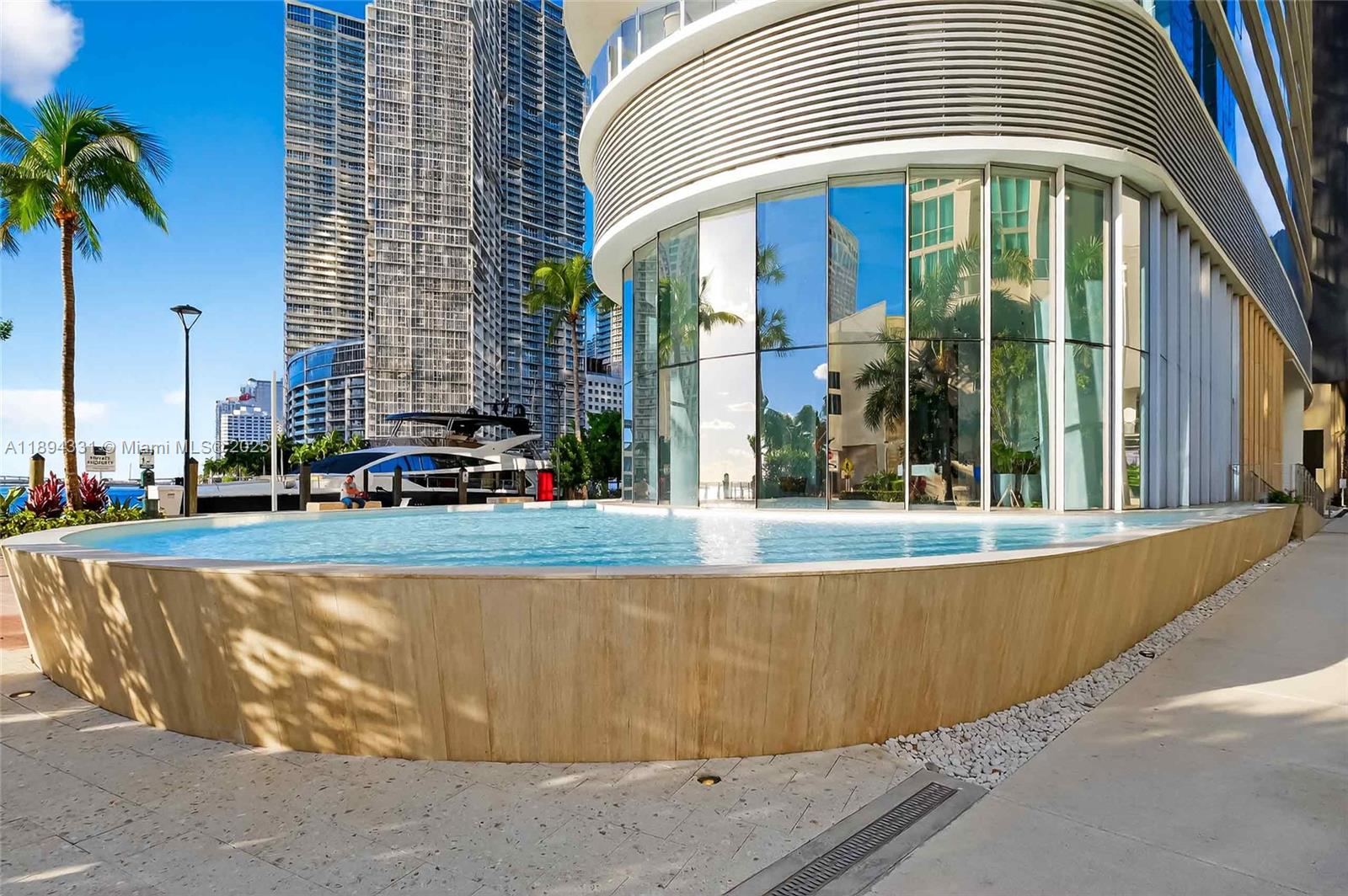 300 Biscayne Blvd Way #501, Miami FL 33131