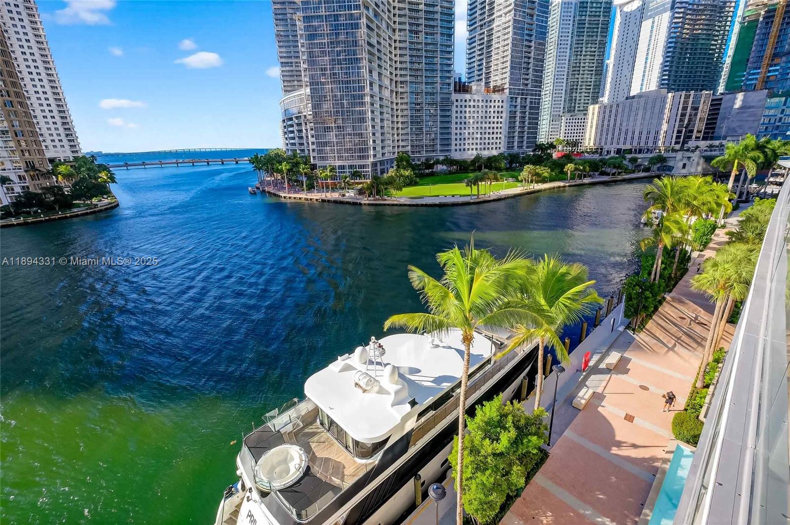 300 Biscayne Blvd Way #501, Miami FL 33131