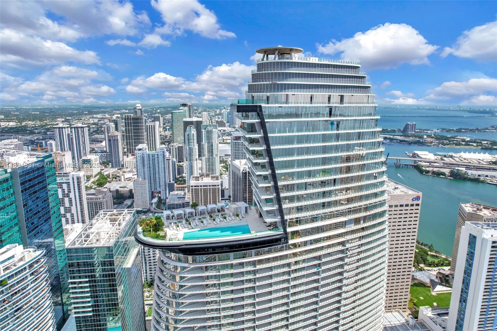 300 Biscayne Blvd Way #501, Miami FL 33131