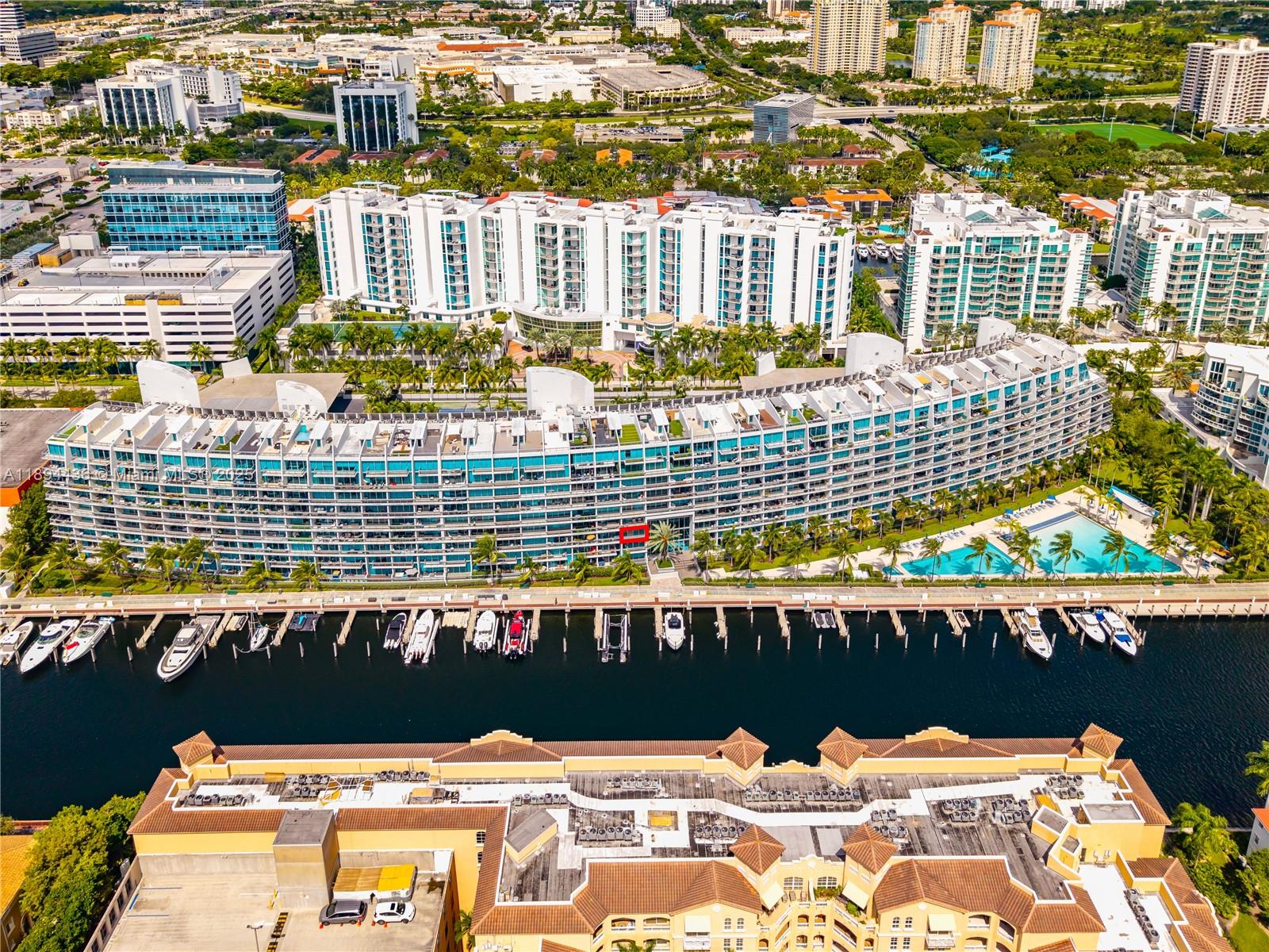 2950 NE 188th St #225, Aventura FL 33180