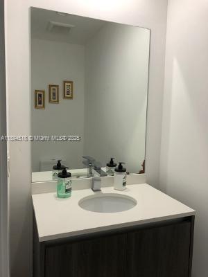 488 NE 18th St #5002, Miami FL 33132