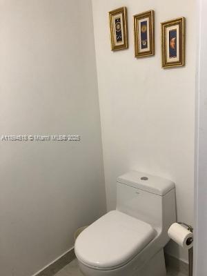 488 NE 18th St #5002, Miami FL 33132