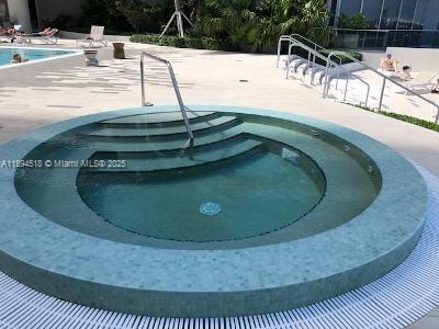 488 NE 18th St #5002, Miami FL 33132