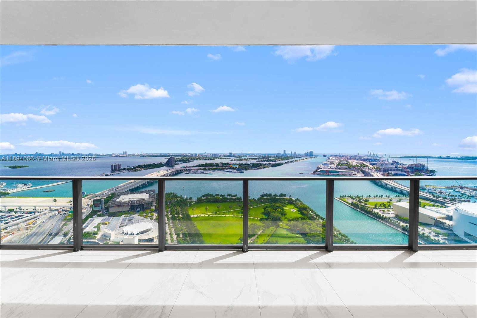 1000 Biscayne Blvd #3301, Miami FL 33132