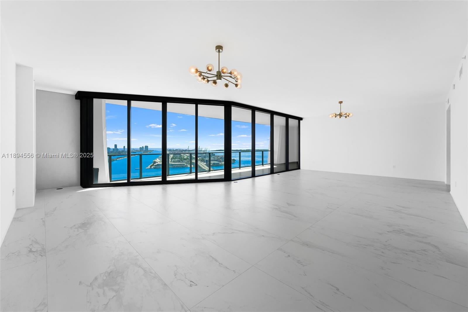 1000 Biscayne Blvd #3301, Miami FL 33132