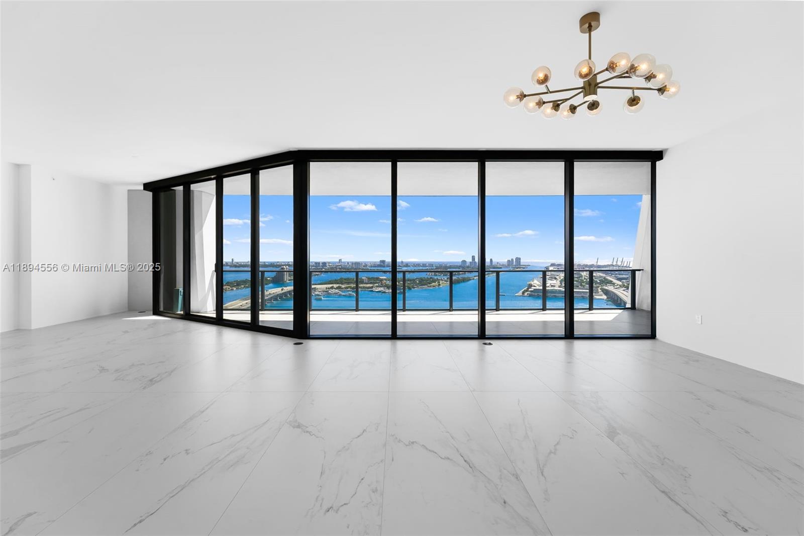 1000 Biscayne Blvd #3301, Miami FL 33132