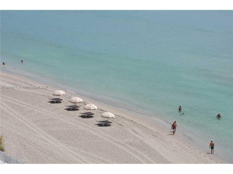 3535 S OCEAN DR #2102, Hollywood FL 33019