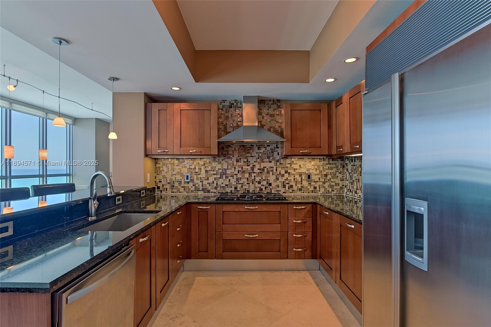 3535 S OCEAN DR #2102, Hollywood FL 33019