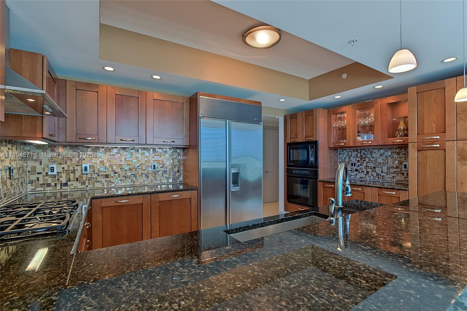 3535 S OCEAN DR #2102, Hollywood FL 33019