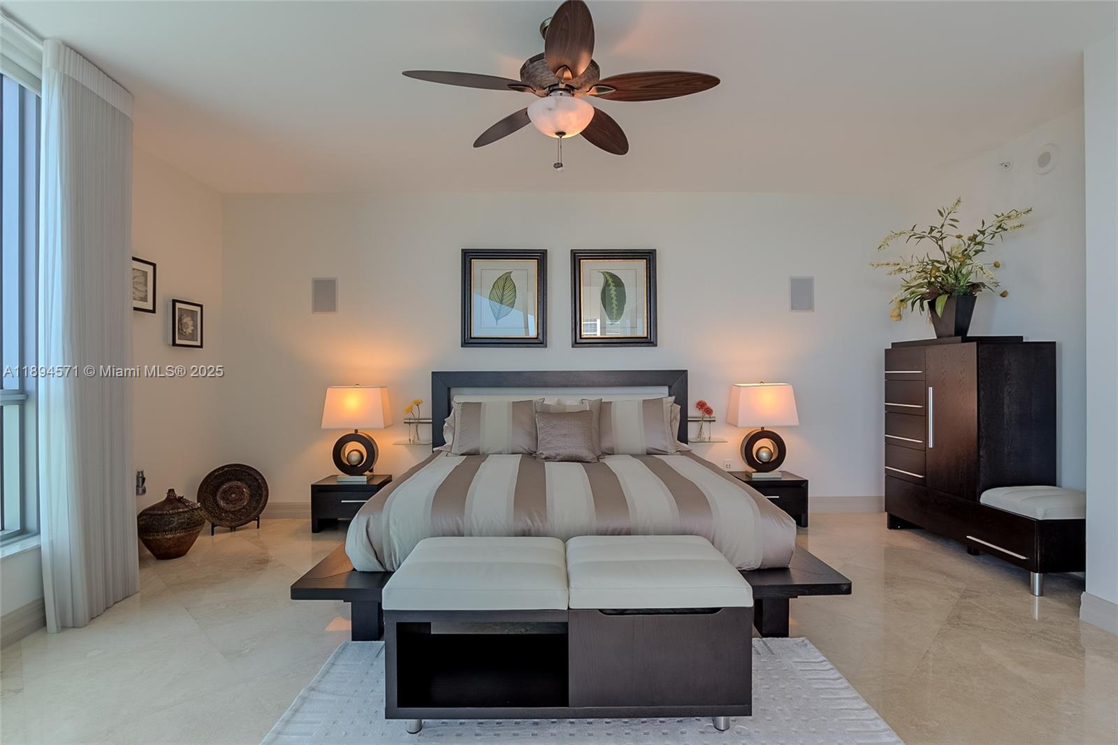3535 S OCEAN DR #2102, Hollywood FL 33019