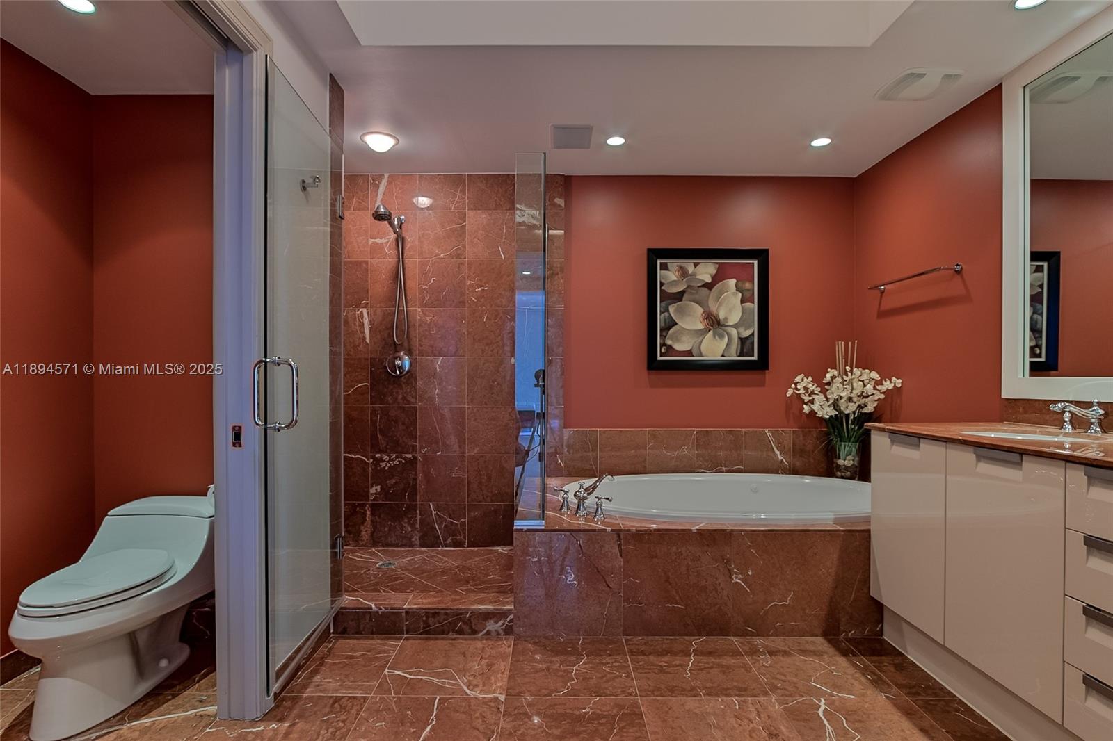 3535 S OCEAN DR #2102, Hollywood FL 33019