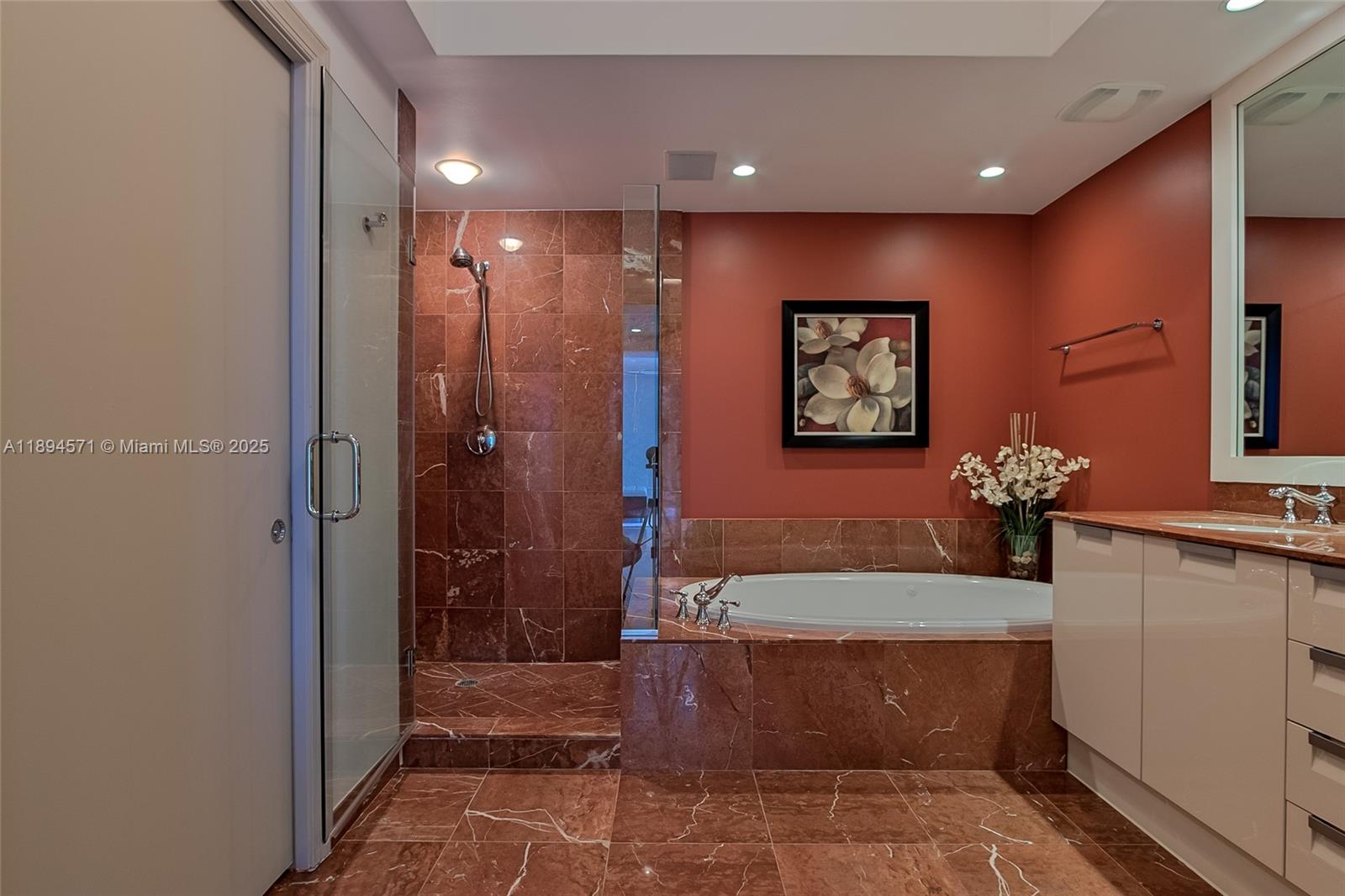 3535 S OCEAN DR #2102, Hollywood FL 33019