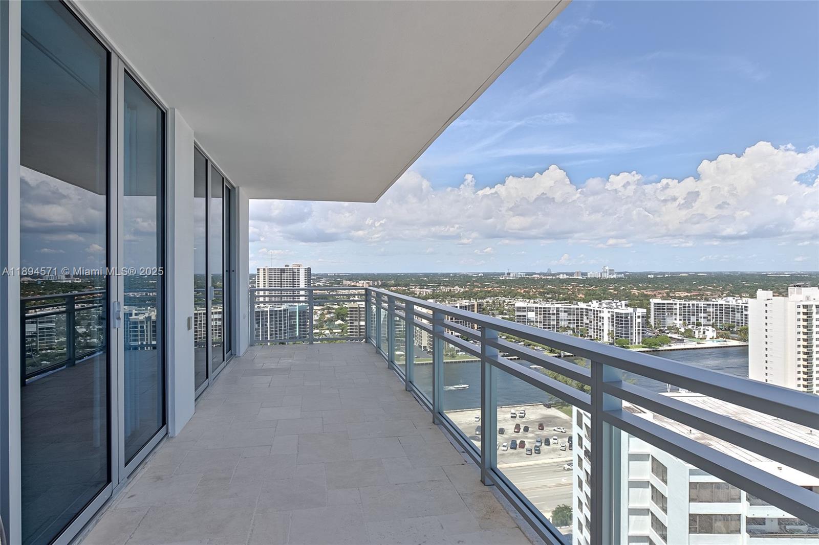 3535 S OCEAN DR #2102, Hollywood FL 33019