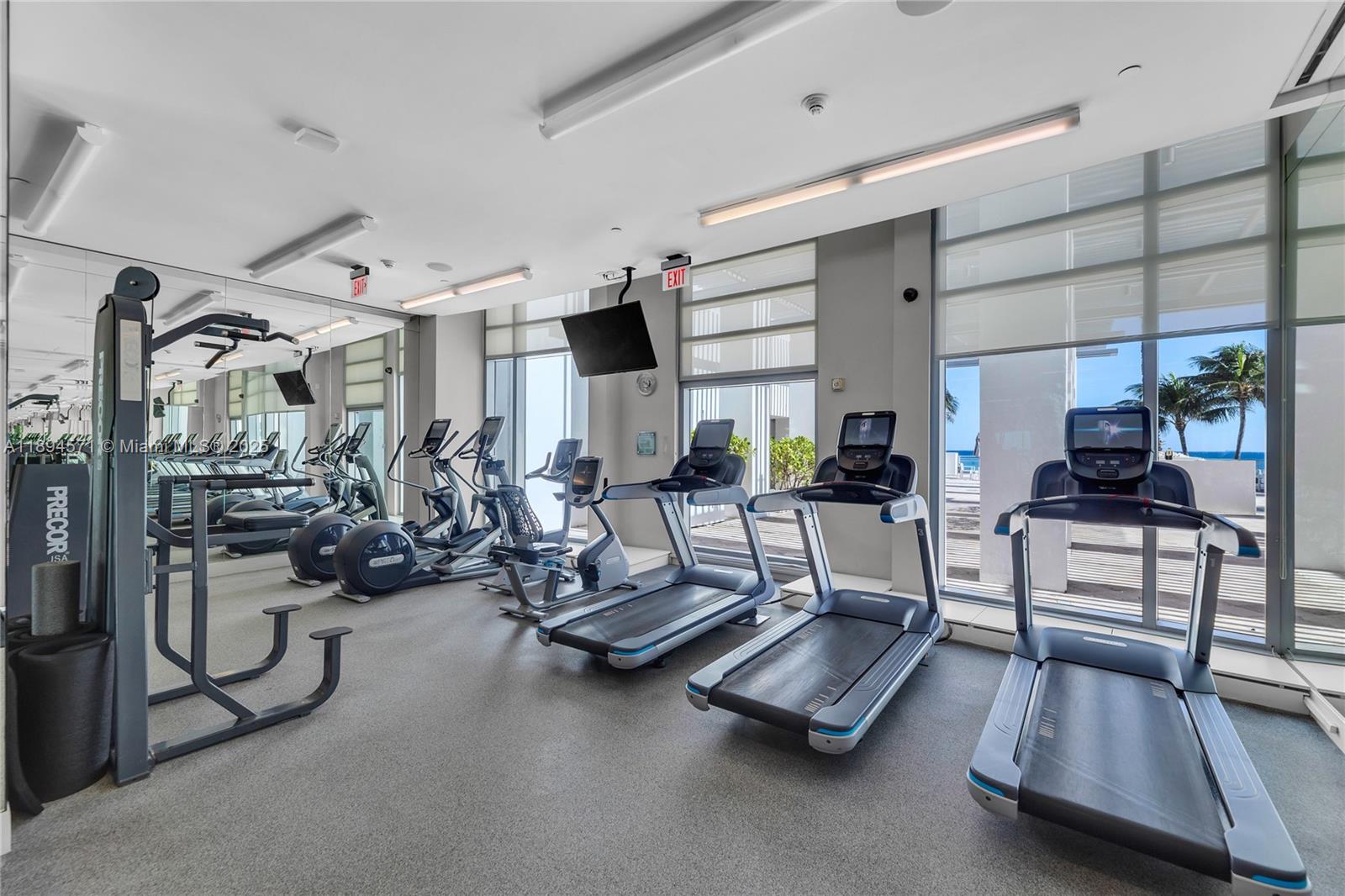 3535 S OCEAN DR #2102, Hollywood FL 33019