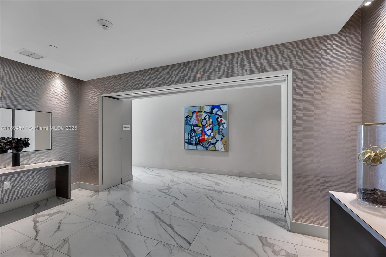 3535 S OCEAN DR #2102, Hollywood FL 33019