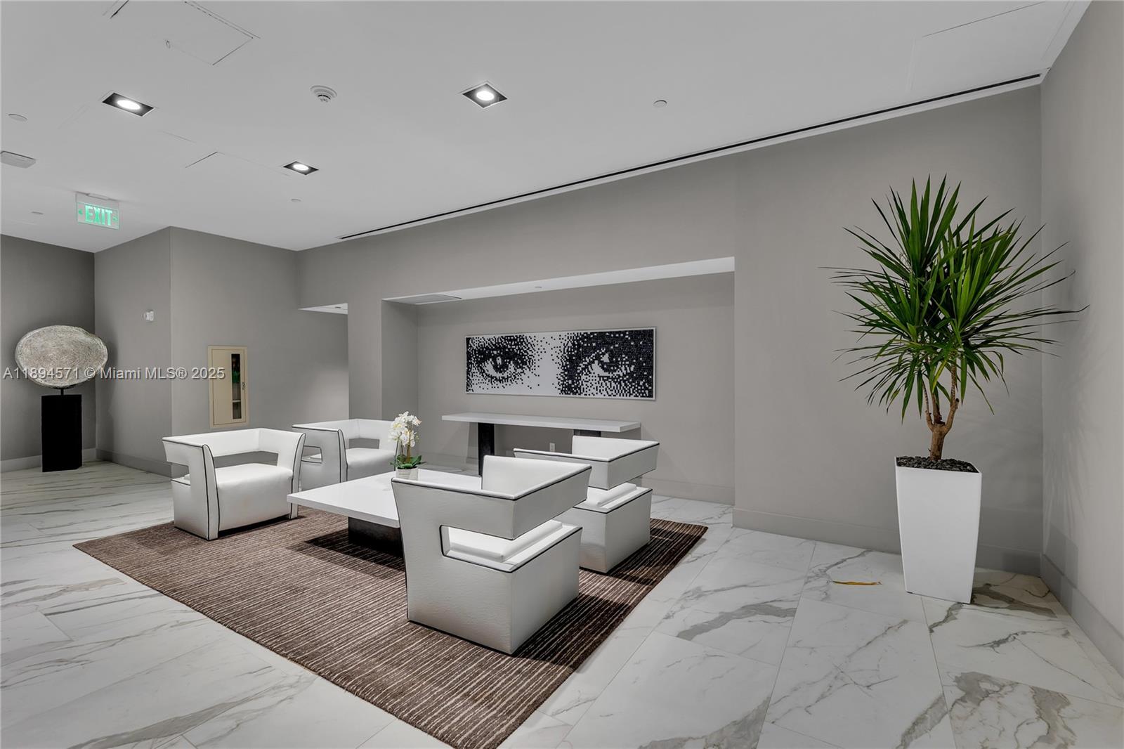 3535 S OCEAN DR #2102, Hollywood FL 33019