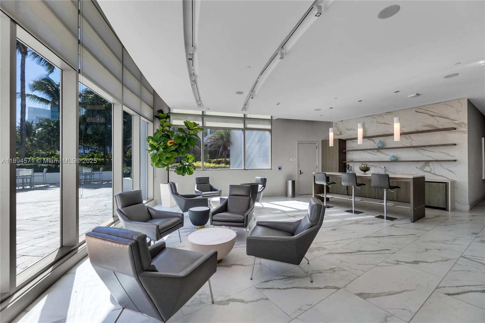 3535 S OCEAN DR #2102, Hollywood FL 33019