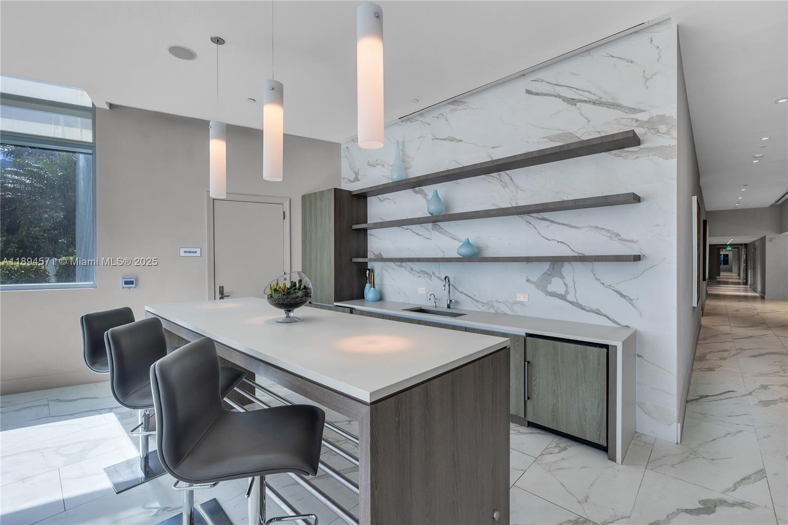 3535 S OCEAN DR #2102, Hollywood FL 33019