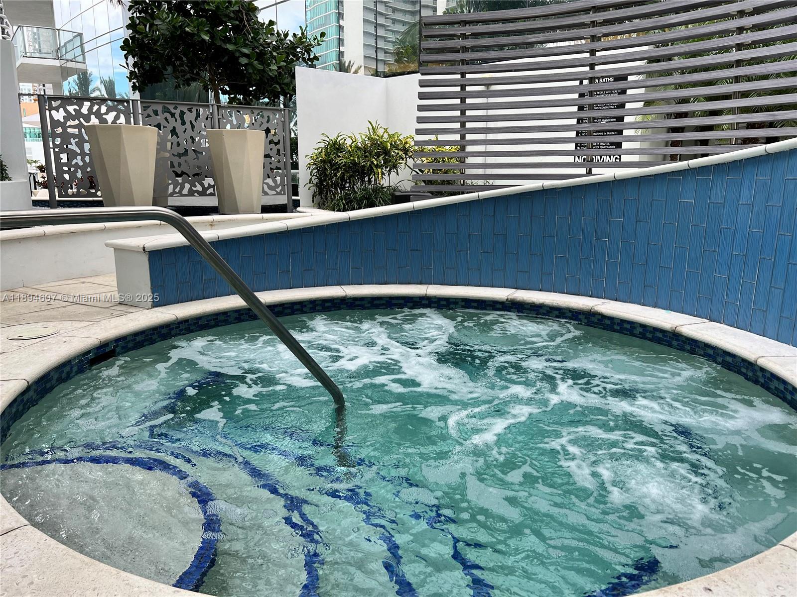 851 NE 1st Ave #4101, Miami FL 33132
