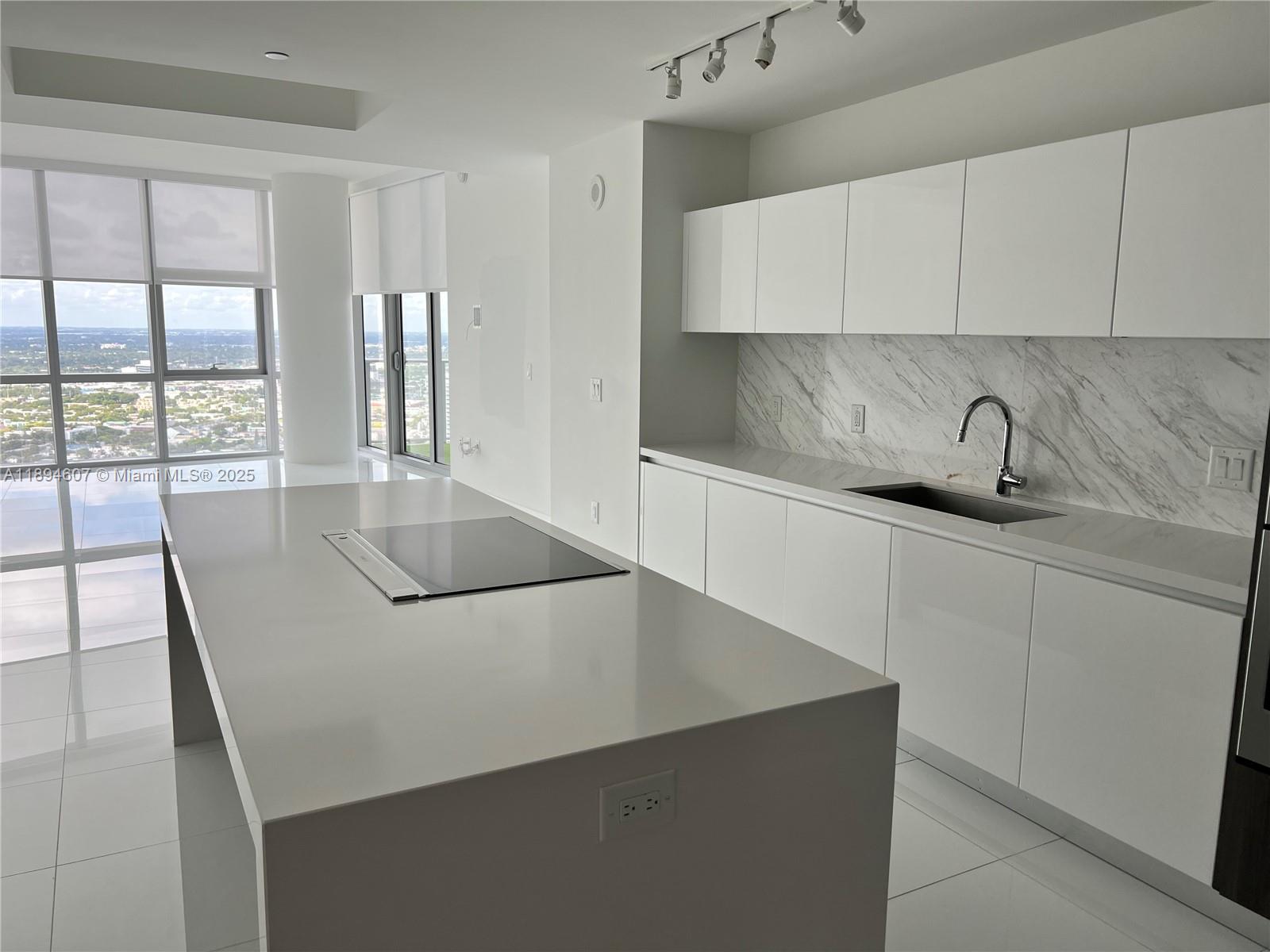 851 NE 1st Ave #4101, Miami FL 33132