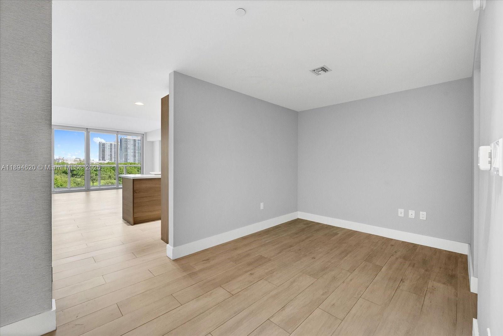 16385 Biscayne Blvd #404, North Miami Beach FL 33160