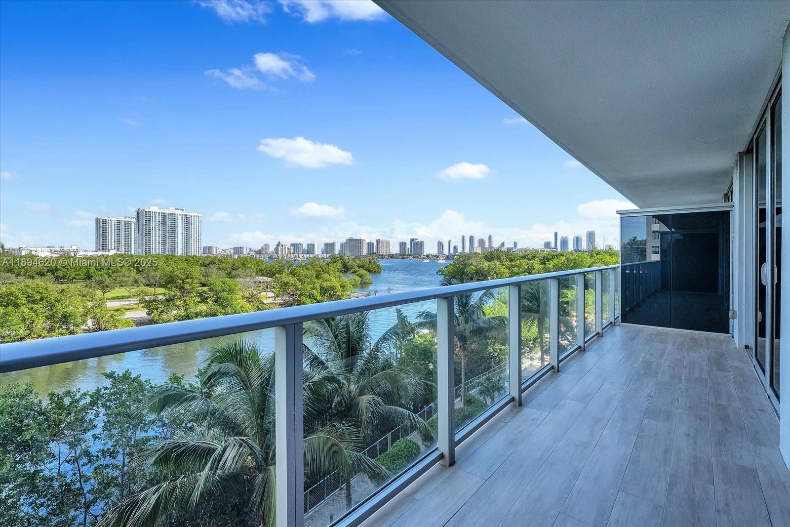 16385 Biscayne Blvd #404, North Miami Beach FL 33160