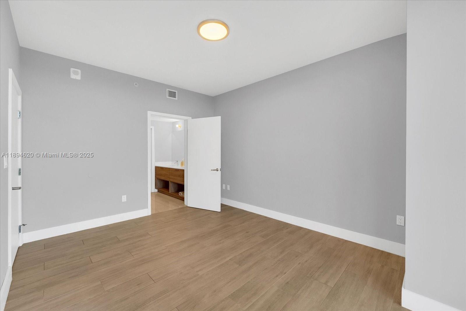 16385 Biscayne Blvd #404, North Miami Beach FL 33160