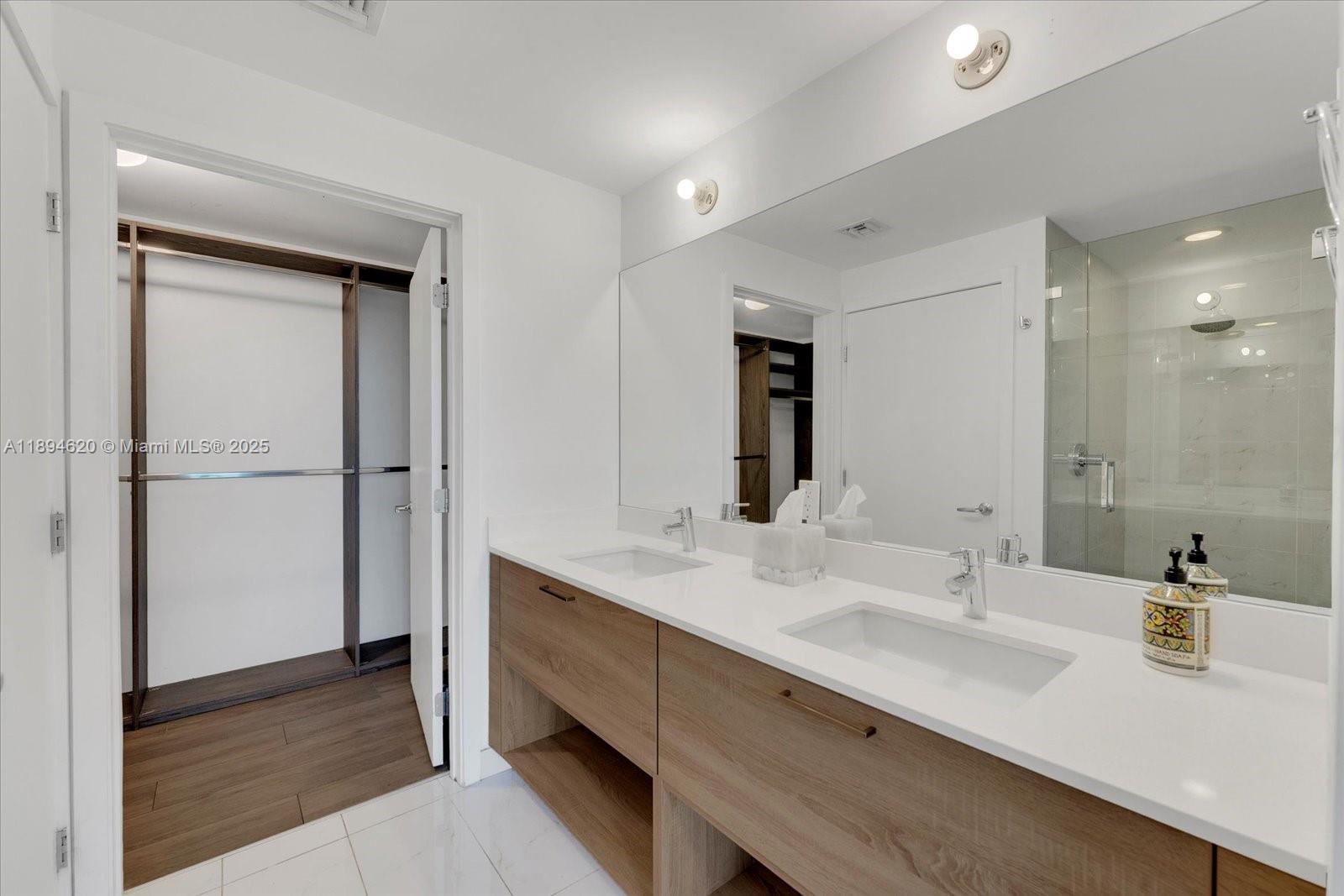 16385 Biscayne Blvd #404, North Miami Beach FL 33160