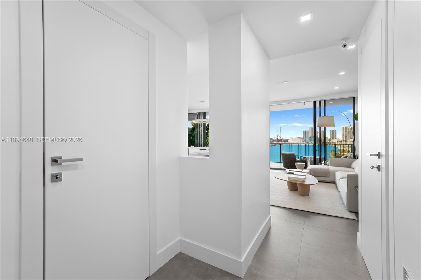 1000 Venetian Way #1006, Miami FL 33139