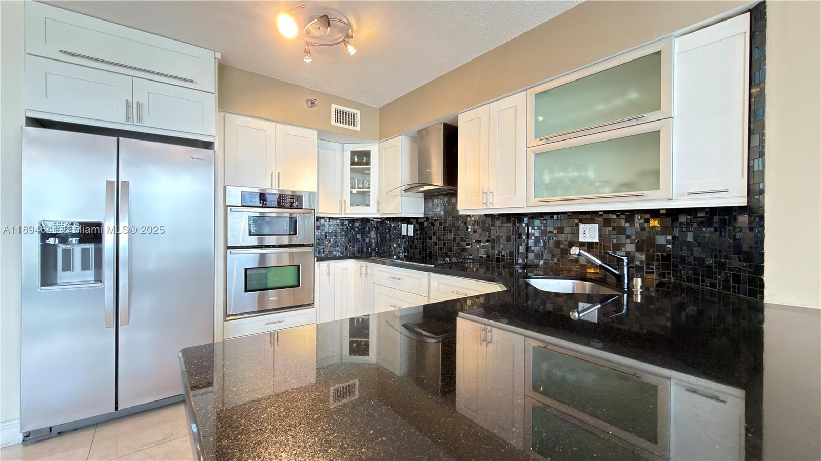 3530 W Mystic Pointe Dr #1602, Aventura FL 33180