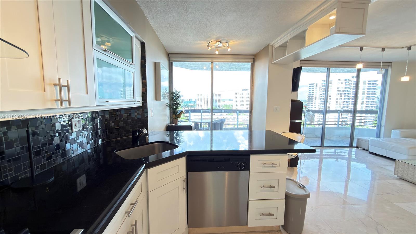 3530 W Mystic Pointe Dr #1602, Aventura FL 33180
