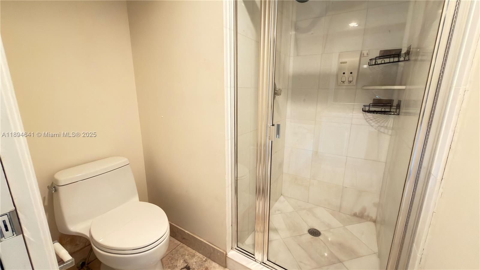 3530 W Mystic Pointe Dr #1602, Aventura FL 33180