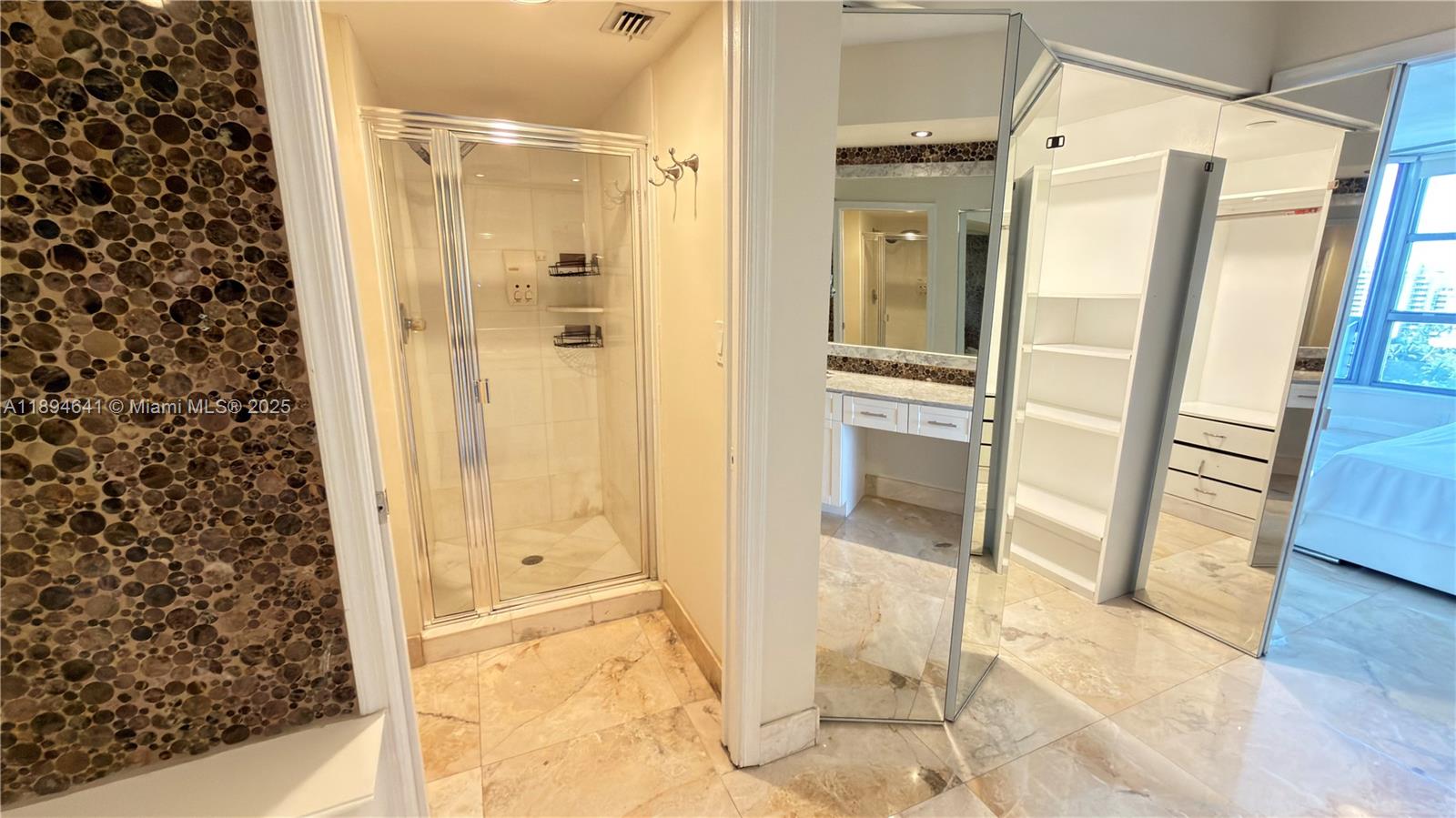 3530 W Mystic Pointe Dr #1602, Aventura FL 33180