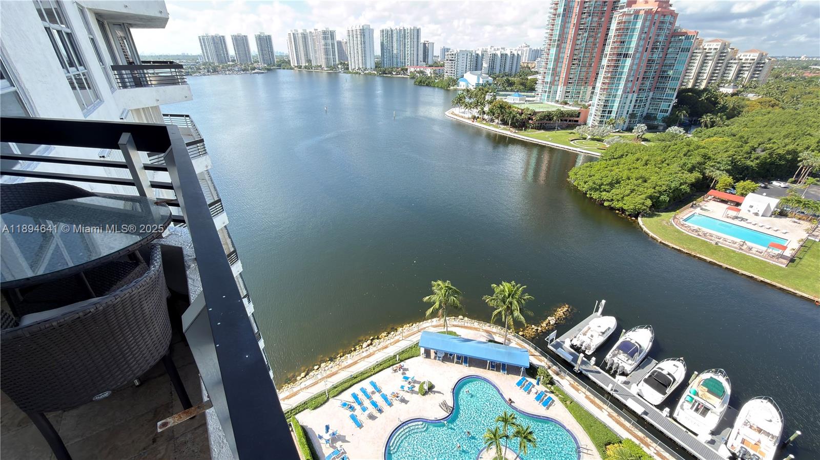 3530 W Mystic Pointe Dr #1602, Aventura FL 33180