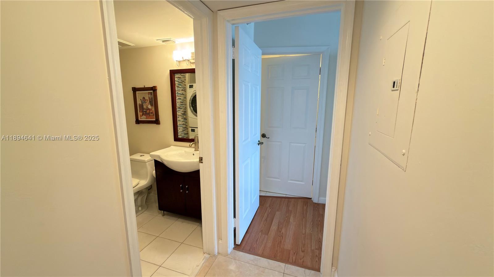 3530 W Mystic Pointe Dr #1602, Aventura FL 33180
