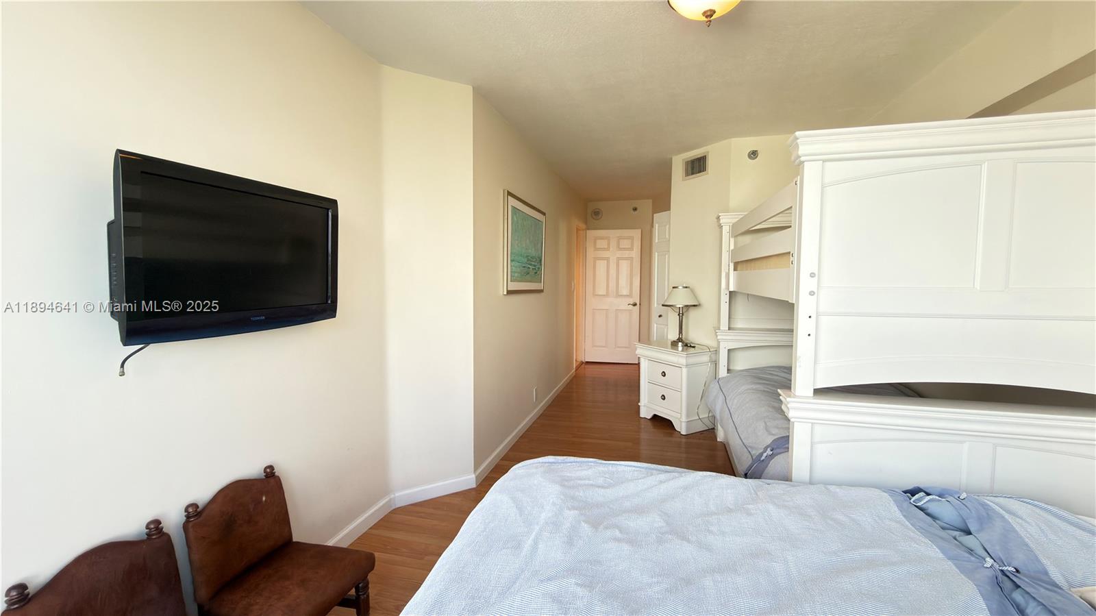 3530 W Mystic Pointe Dr #1602, Aventura FL 33180