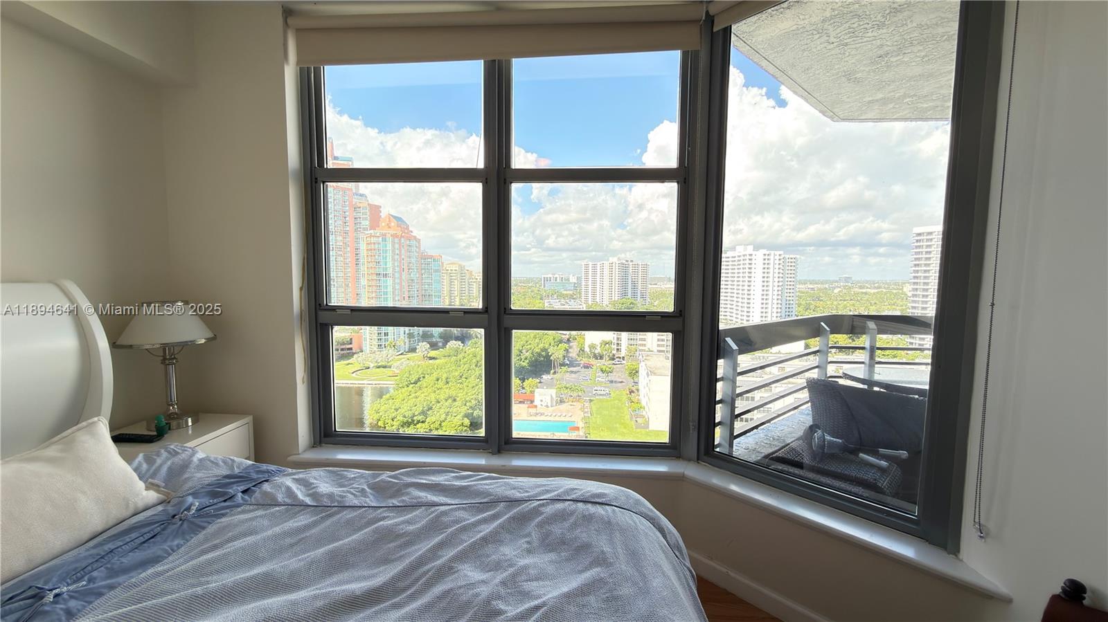 3530 W Mystic Pointe Dr #1602, Aventura FL 33180
