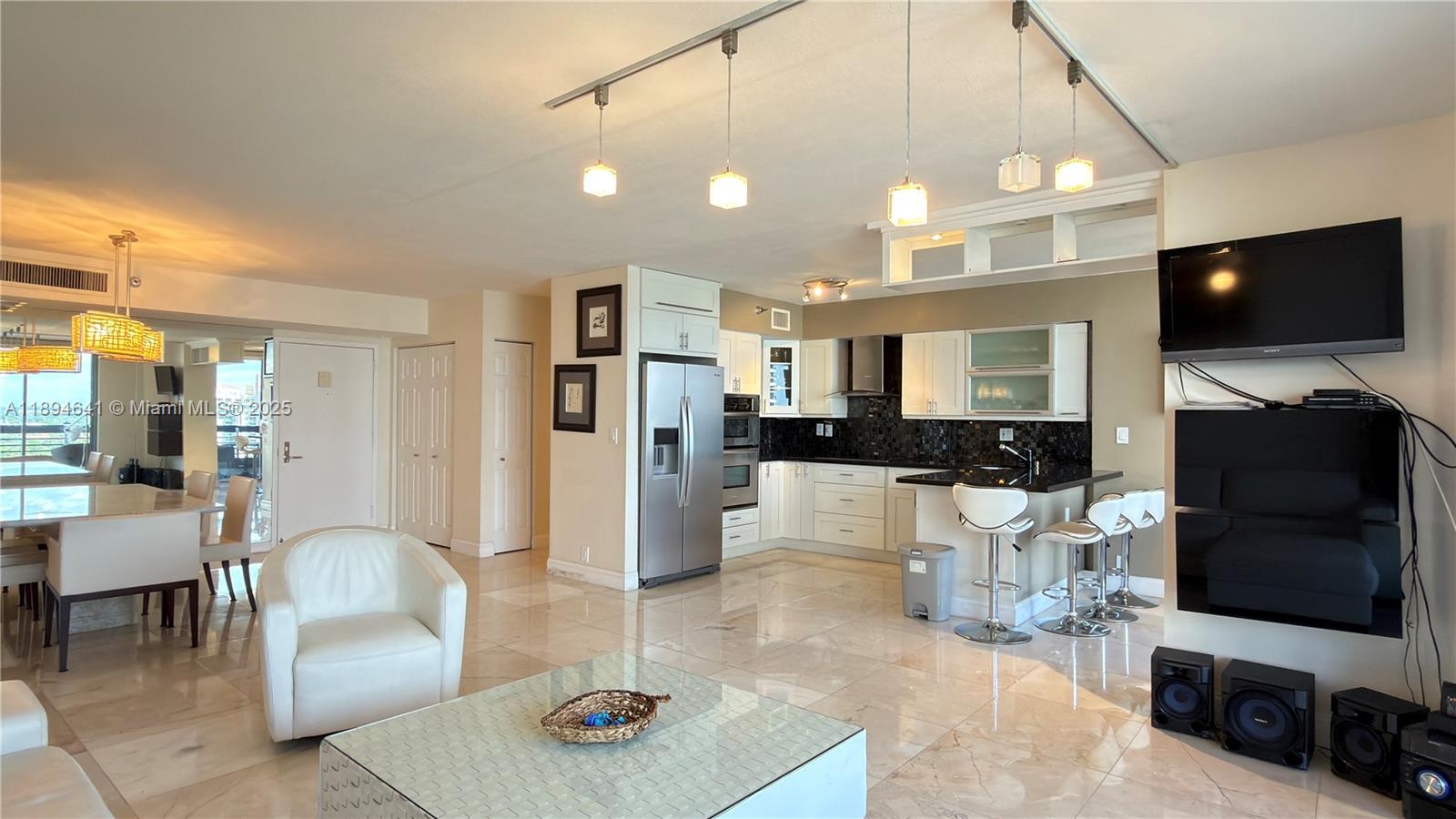 3530 W Mystic Pointe Dr #1602, Aventura FL 33180