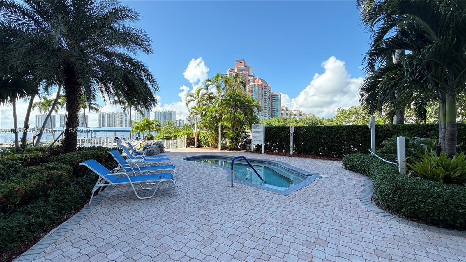 3530 W Mystic Pointe Dr #1602, Aventura FL 33180